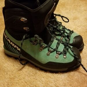 Scarpa Women's Teal and Black Winter Boots